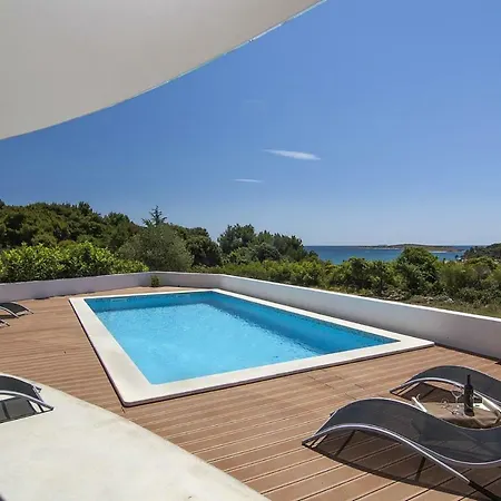 Villa Sunrise Sea View Premantura